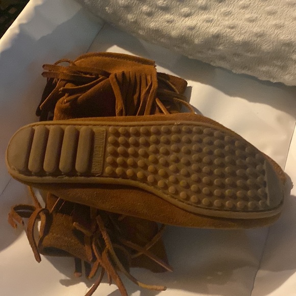 Minnetonka - Picture 3 of 3